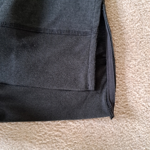 Bench Split Hem Long Sleeved Top Grey T-shirt Women's Small Soft Knit Tee - Picture 10 of 13